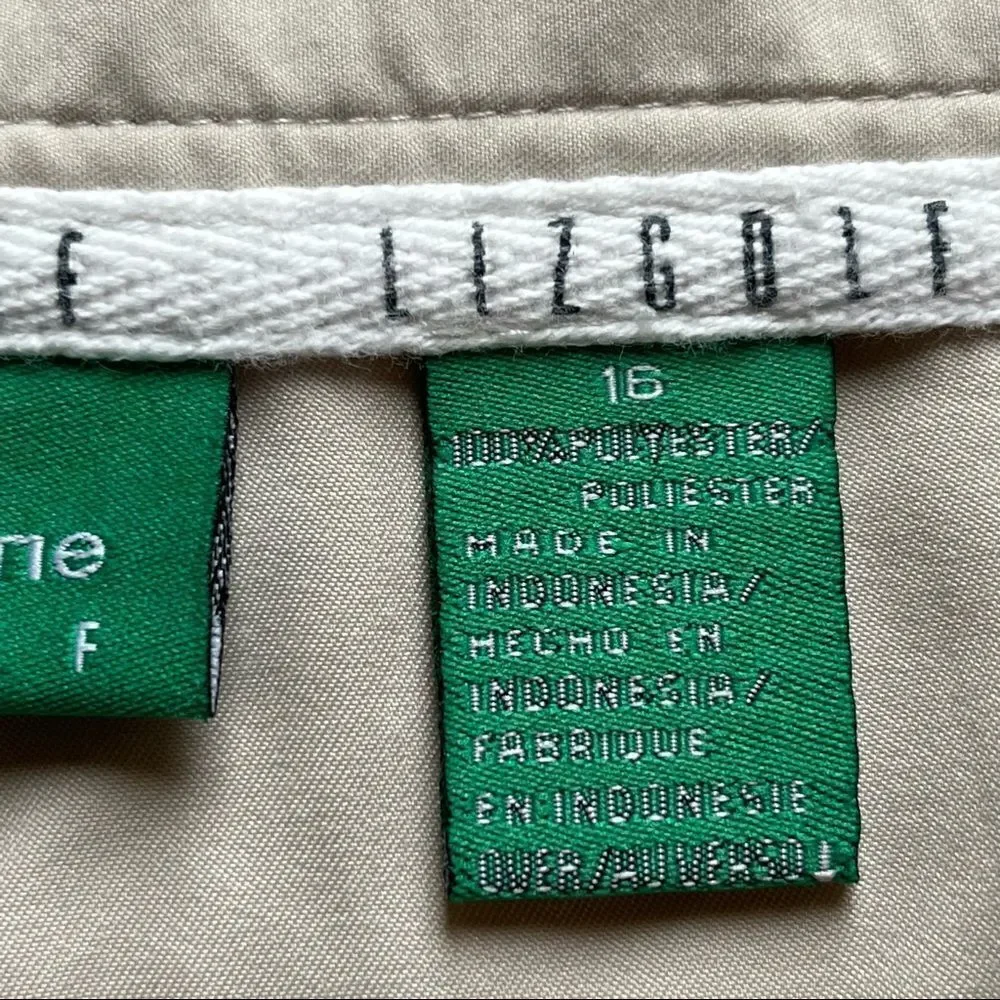 Liz Claiborne Golf bermuda shorts Stone Size 16 belt loops 3 pockets light wt.